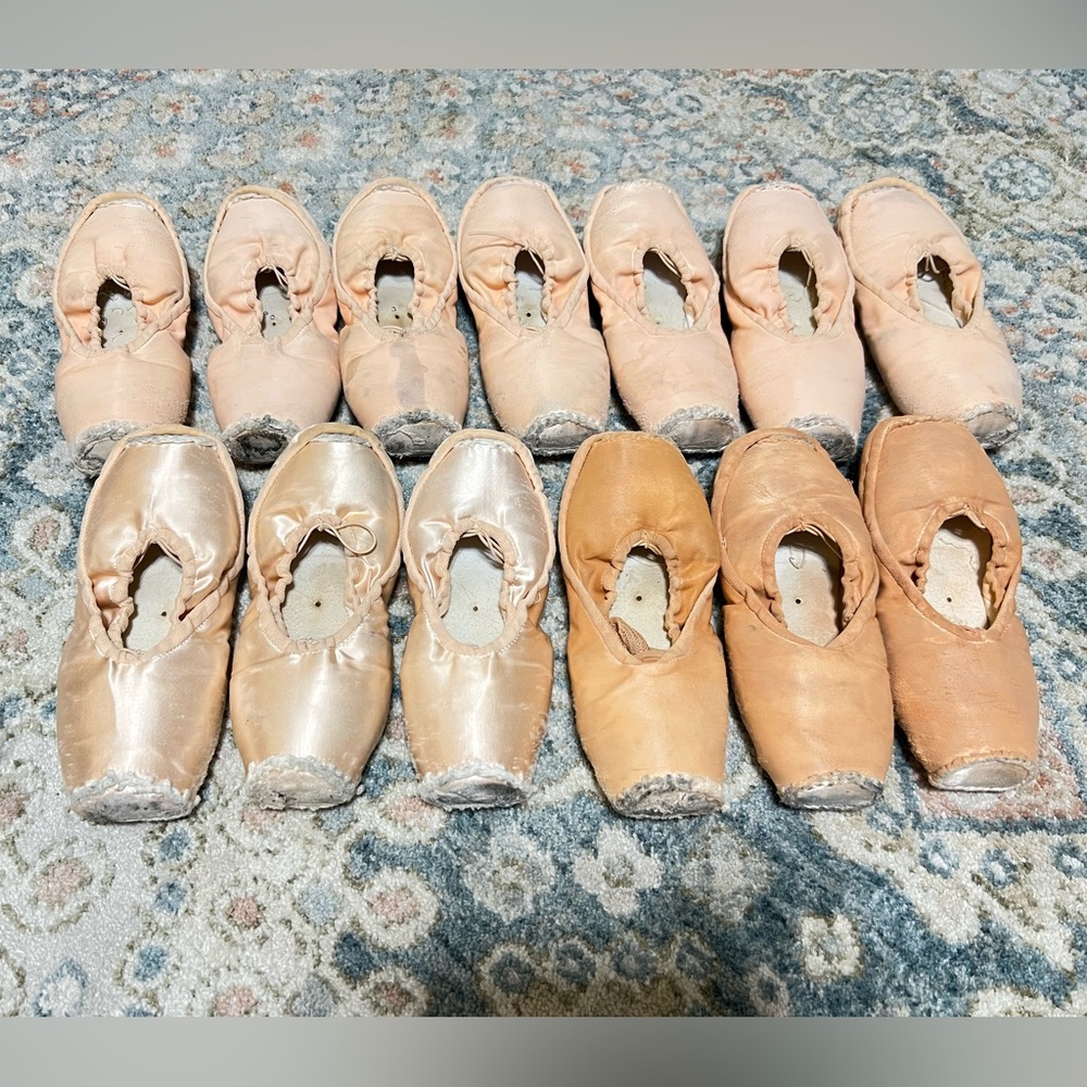 Dead pointe shoes / Nikolay 3007 5 XXX